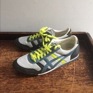 Onitsuka Tiger Hn201 Ultimate 81 Mid Running Shoes